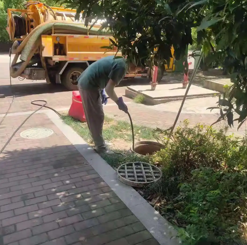 明水市政排污管道清淤疏通——专业团队，让您全程省心！